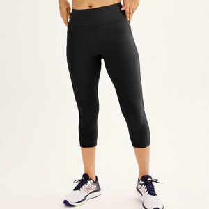 Tek Gear High Rise Capri Workout Leggings